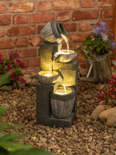 IP44 Stacked Pots LED Solar Water Feature