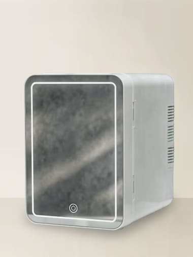  Mirrored 4 Litre LED Mini Beauty Fridge