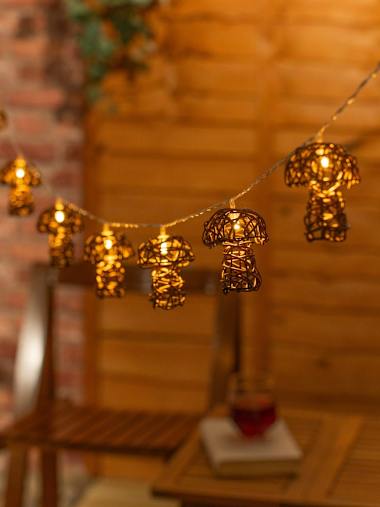 Outdoor Battery Powered Rattan Mushroom String Lights