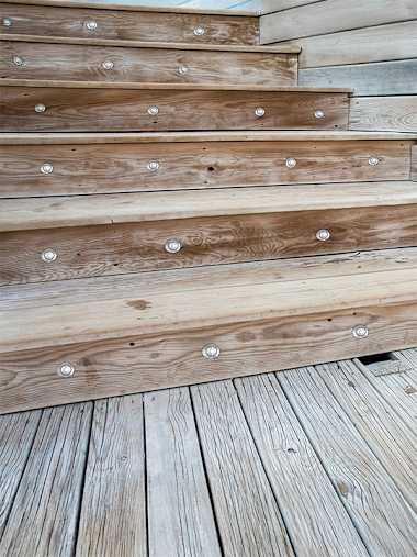 Pack of 10 x 15mm Cool White LED Decking Lights