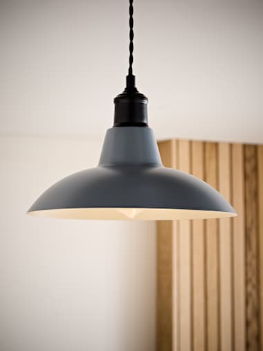 Metro Style Silver Shade