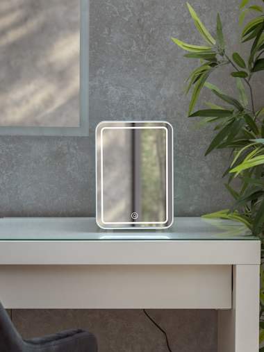 Mirrored 4 Litre LED Mini Beauty Fridge