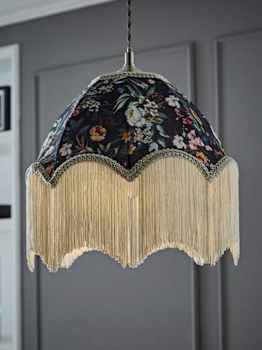 Peony Floral Scalloped Shade with Tassels