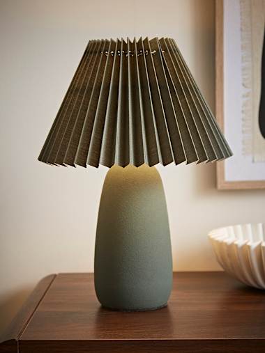Taggie Green Origami Table Lamp
