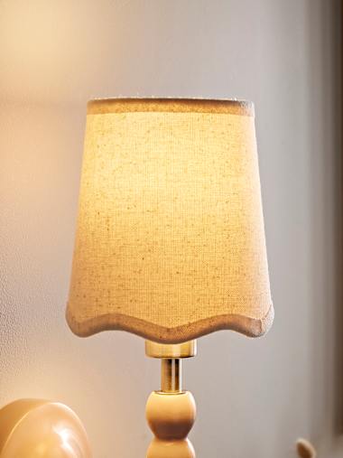 Extra Small Natural Linen Scalloped Shade