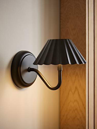Matte Black Rechargeable Wall Light