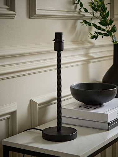 Matte Black Twisted Stem Table Lamp