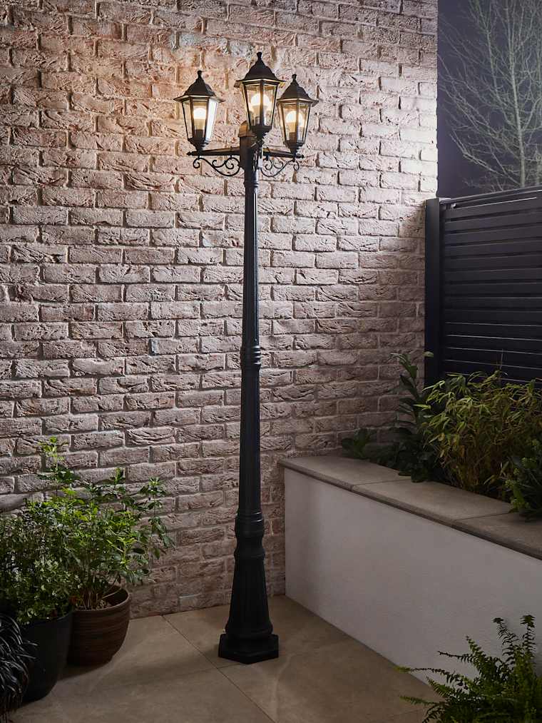 IP44 3-Way Black Lamp Post