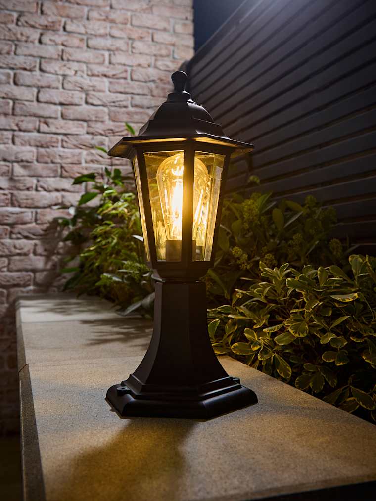 IP44 Outdoor Black Post