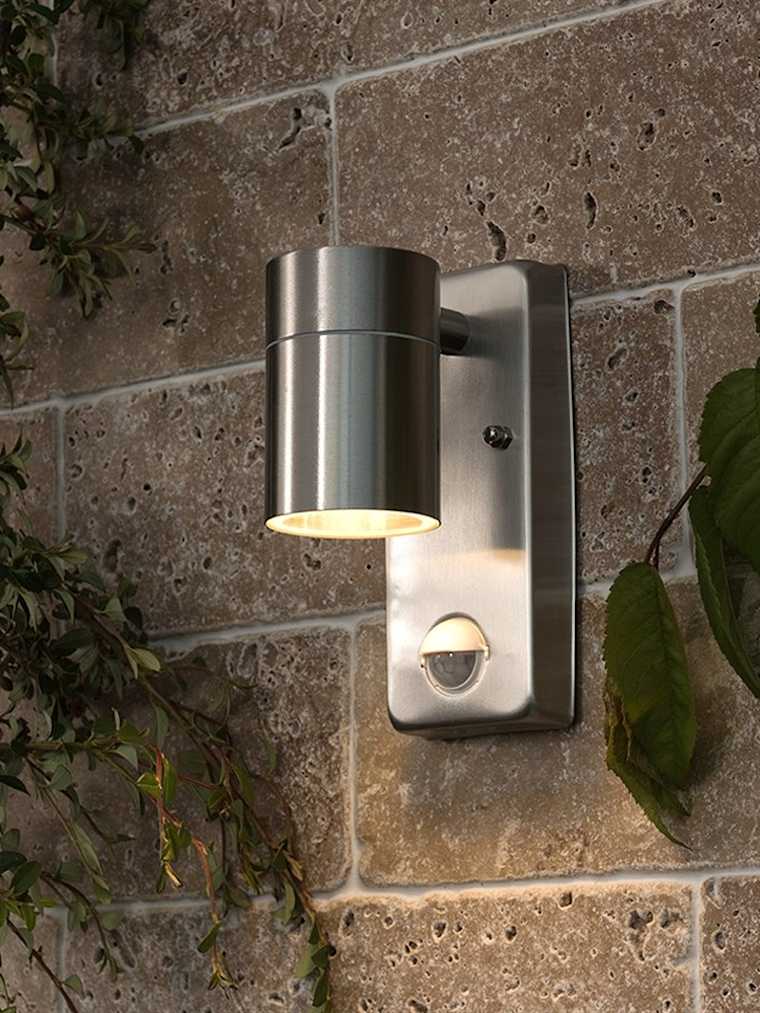 IP44 Brushed Chrome PIR Motion Sensor Wall Downlight