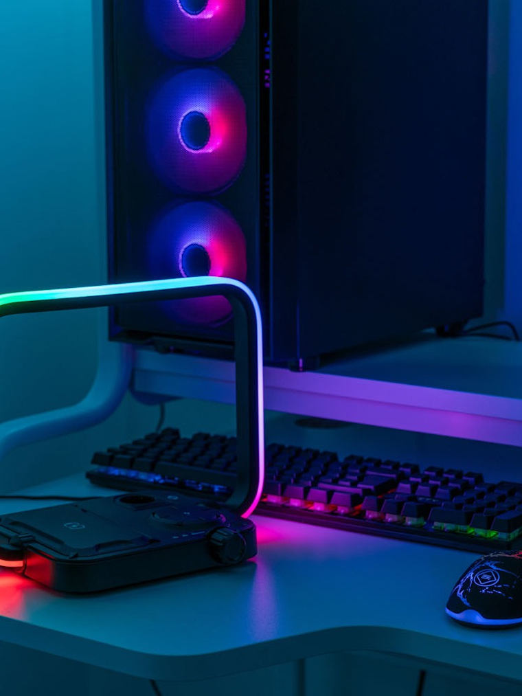 Black 3-in-1 Wireless Charging Pad with Colour Changing Light
