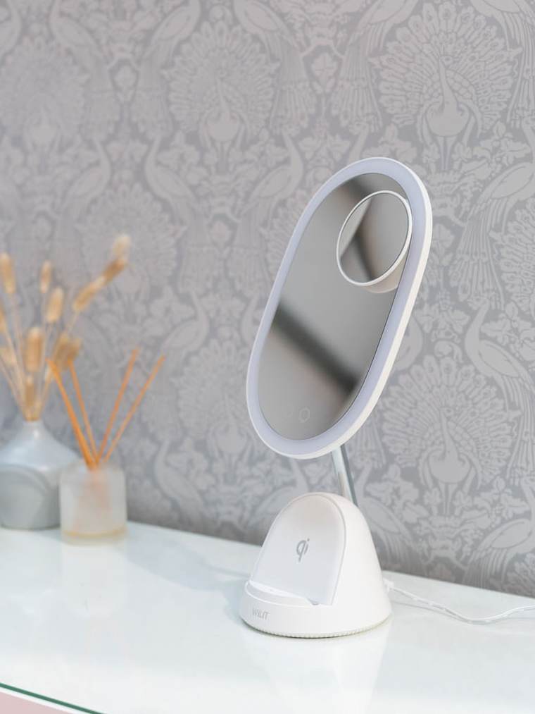 LED Make Up Mirror with Wireless Phone Charging