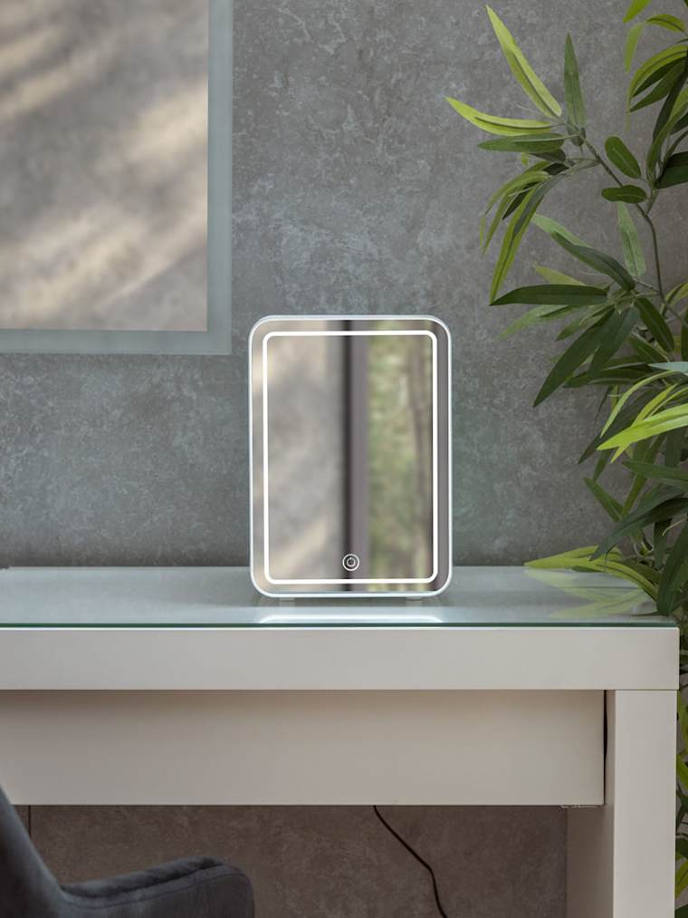 Mirrored 4 Litre LED Mini Beauty Fridge