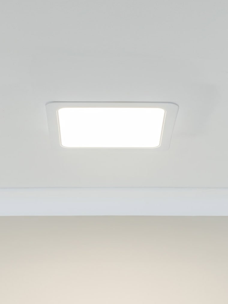 IP44 Square White 24W LED Recessed Bathroom Ceiling Light