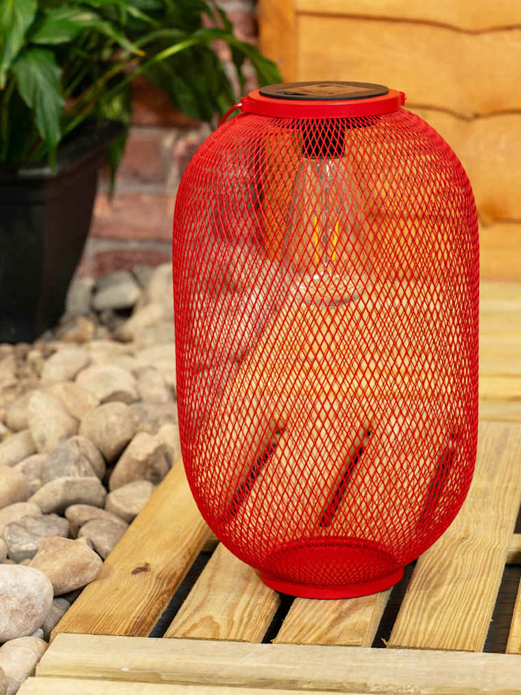 Solar Red Metal Mesh Lantern