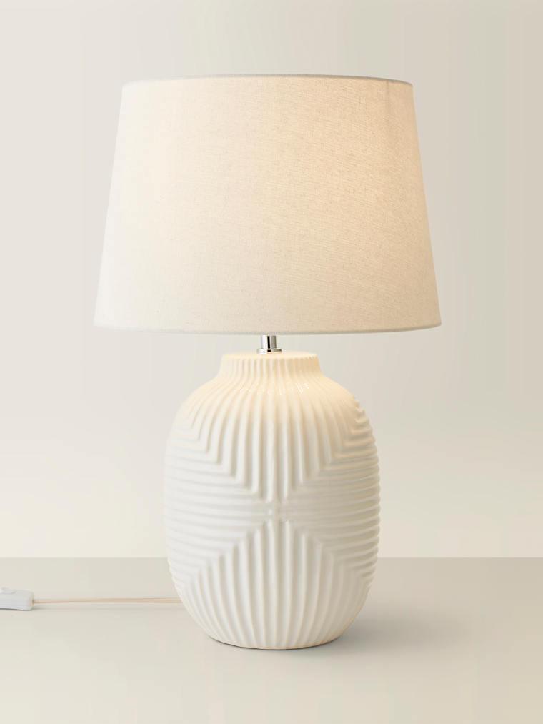 Large White Geo Ribbed Gloss Table Lamp