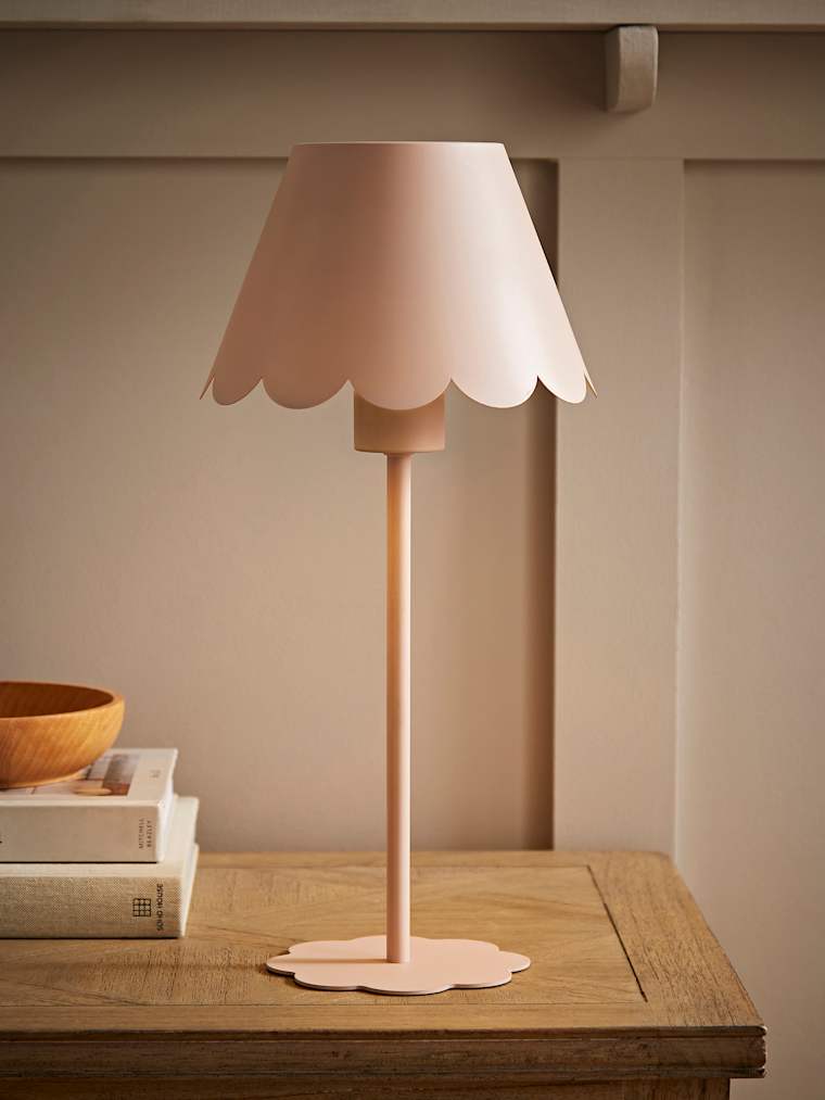 Light Pink Rechargeable Scalloped Table Lamp with Remote