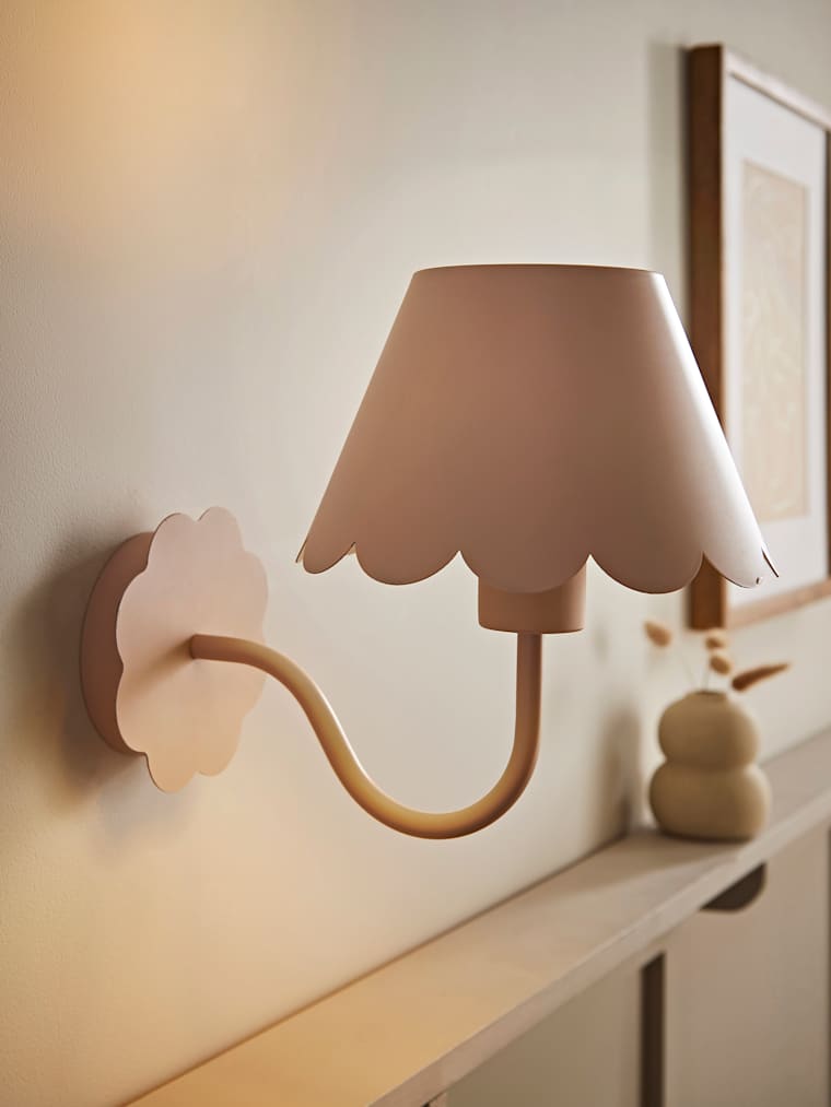 Light Pink Rechargeable Scalloped Wall Light with Remote
