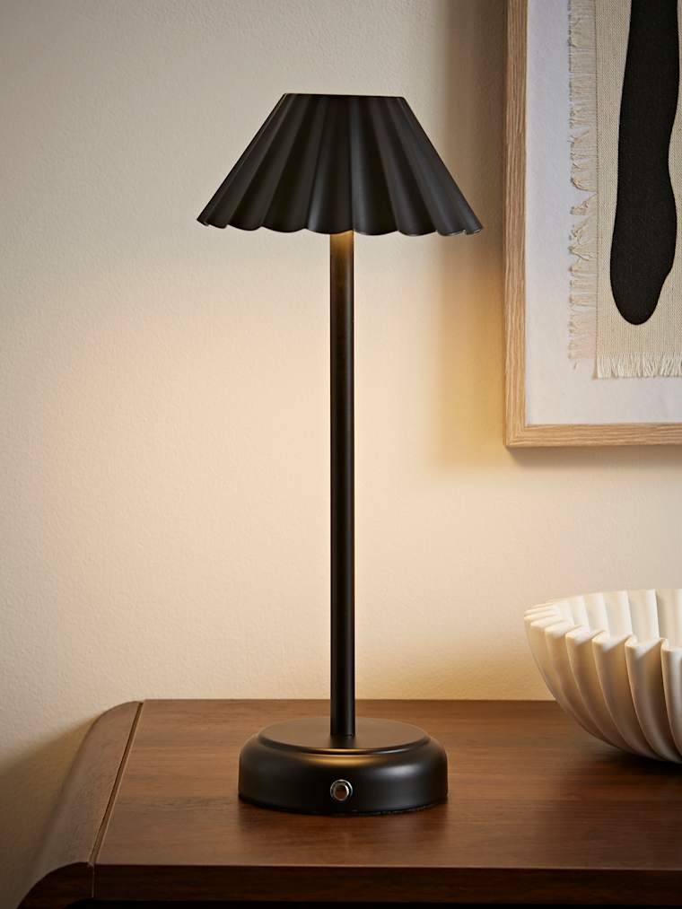 Matte Black Rechargeable Table Lamp