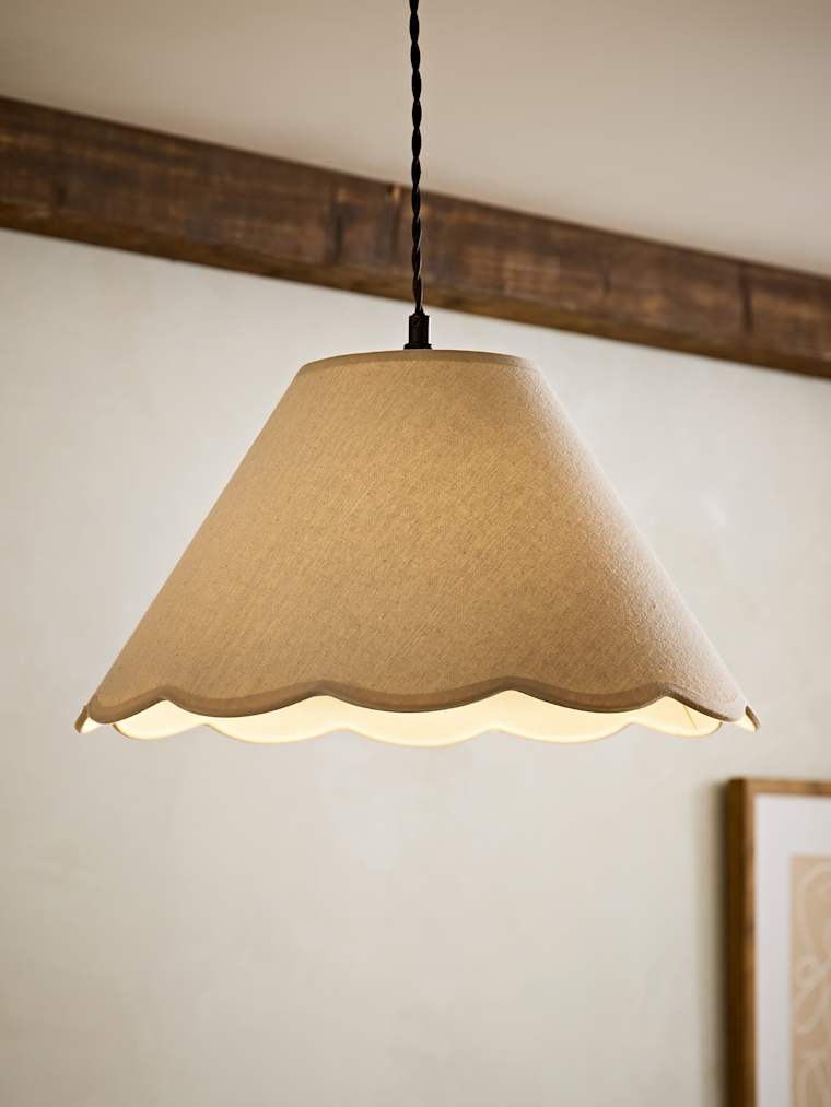 Large Linen Scallop Shade with Natural Trim